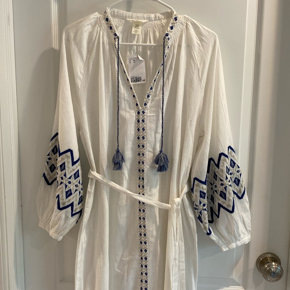 H & M bloggers fav white blue tunic kaftan dress XS NWT
